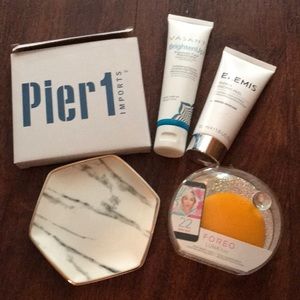 Items from FabFitFun box